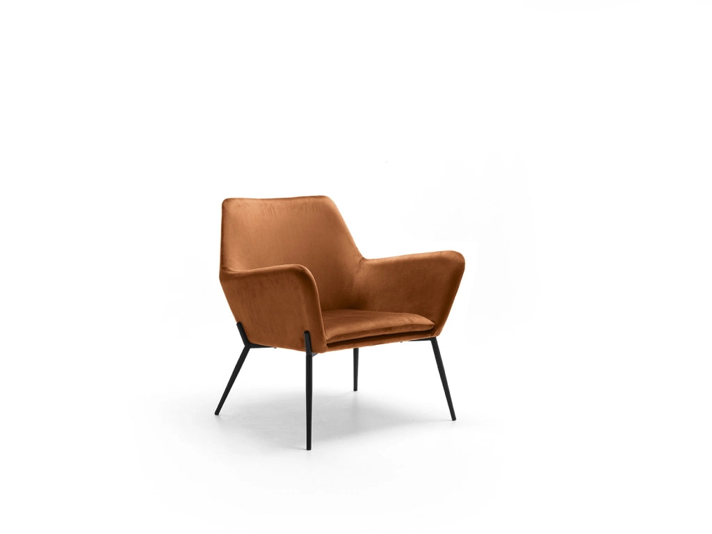 Poltrona Gin in Velluto Caramello con Struttura in Metallo Nero Opaco - Design Moderno e Contemporaneo per Area Living 70x71,5x79 cm