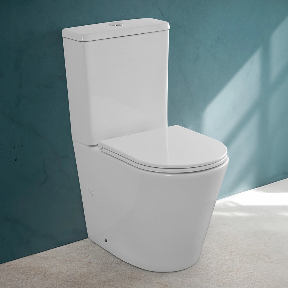 Wc filomuro monoblocco con tornado senza brida e sedile rallentato Klan