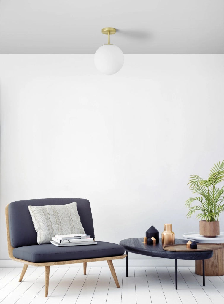 JUGEN LAMPADARIO DA SOFFITTO 1 LUCE COLORE OTTONE ATTACCO E27 SFERA BIANCO OPACO