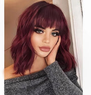 Bob conigliere con criniera corta e pony in bordeaux con capelli sintetici