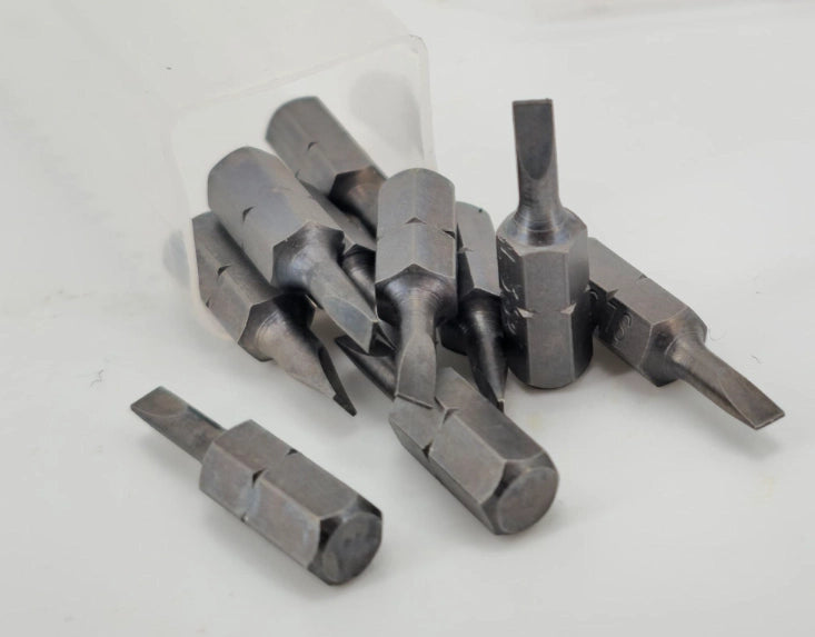 INSERTO PER VITI A TESTA CON INTAGLIO 0,8x5,5 mm - 10 pezzi- ECEF