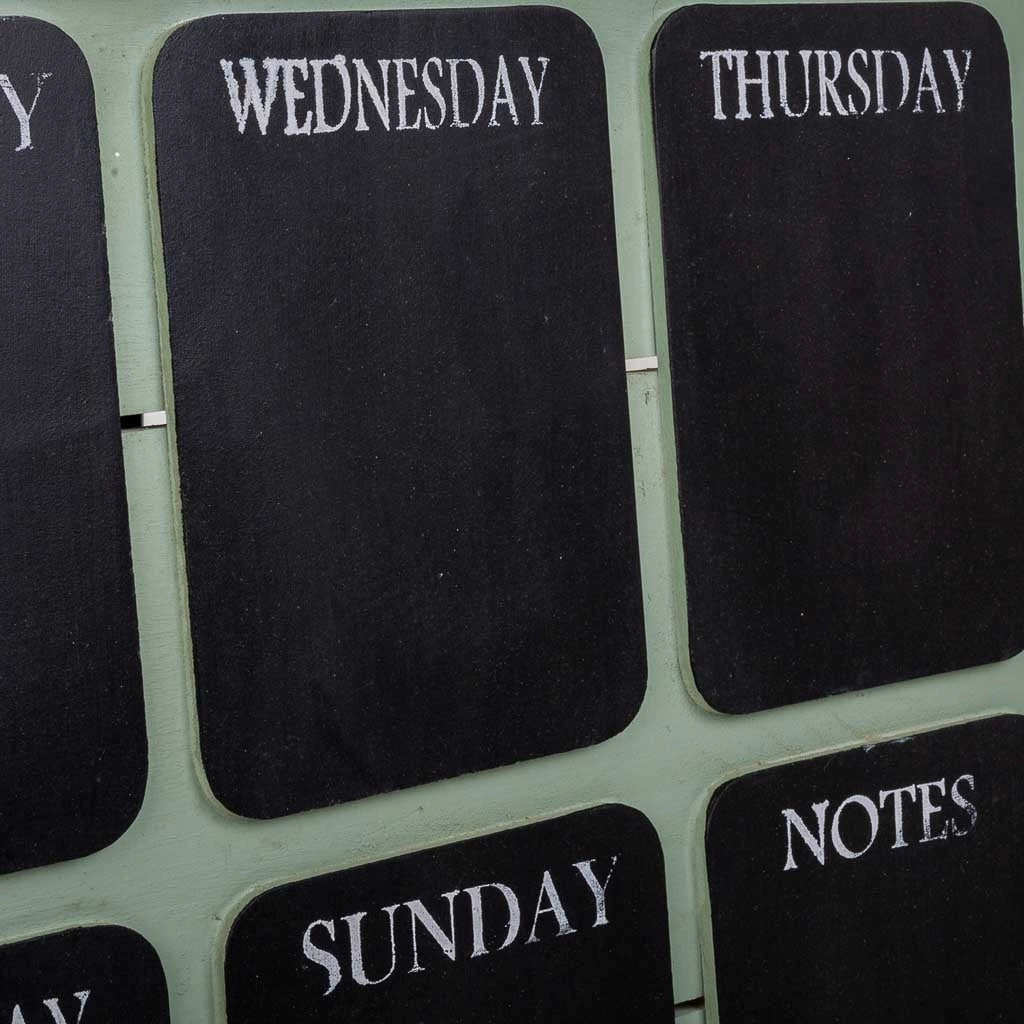 Calendario da tavolo verde 70x70x7h