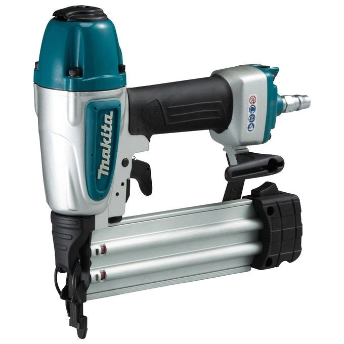 Makita AF506 Groppinatrice Pneumatica 18 Ga chiodi 15 50 mm pressione 4.9 8.3 Bar capacita' 100 pezzi con valigetta
