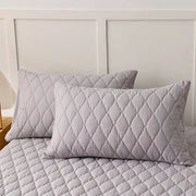 Due copie di cuscino copri cuscino acqua resistente in colore chiaro grigio per proteggere il cuscino interno copri cuscino isolante e impermeabile, misura 50*76CM