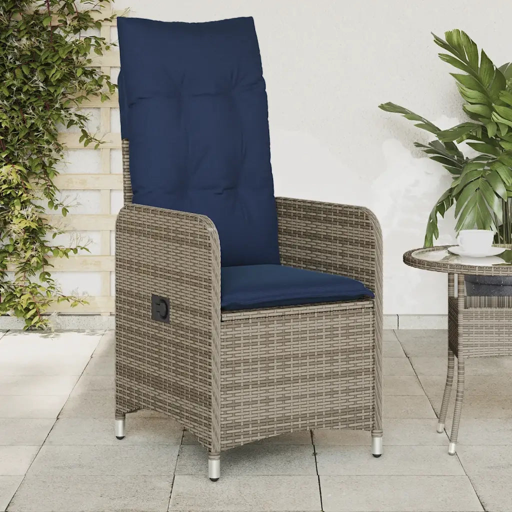 Sedia da giardino reclinabile con cuscini grigia in polyrattan 365684