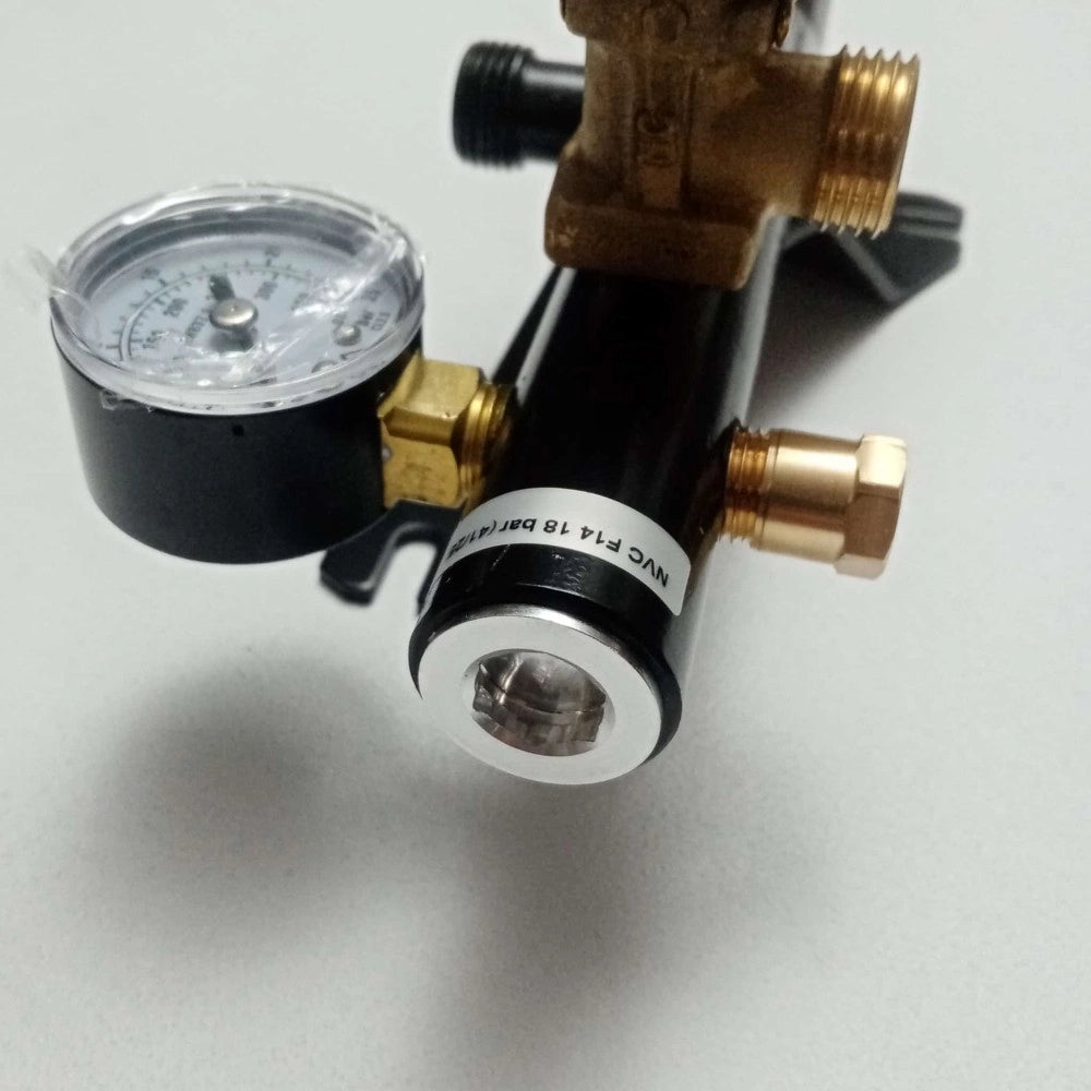 Centralina manifold per due bombole gas gpl con manometro e valvola di sicurezza