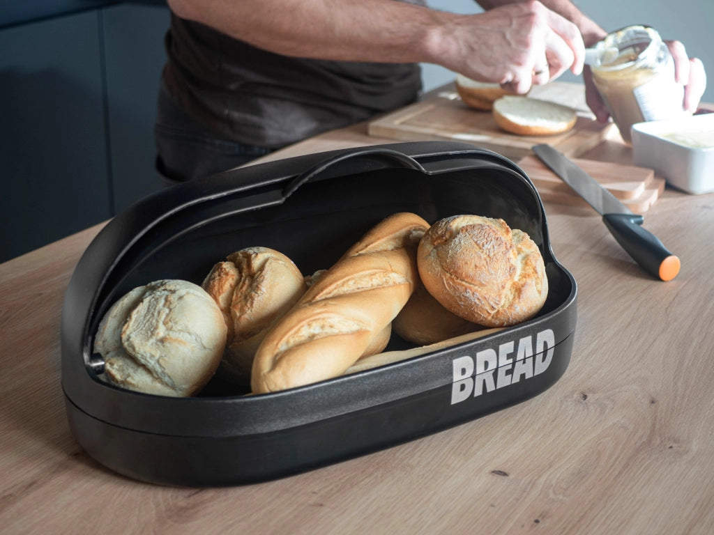 Contenitore per il pane KADAX nero, grande, con coperchio, moderno
