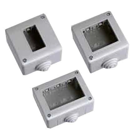 CONTENITORE DA PARETE PER APPARECCHI IP40 'SOLAR' 3 Posti - ELETTROIT