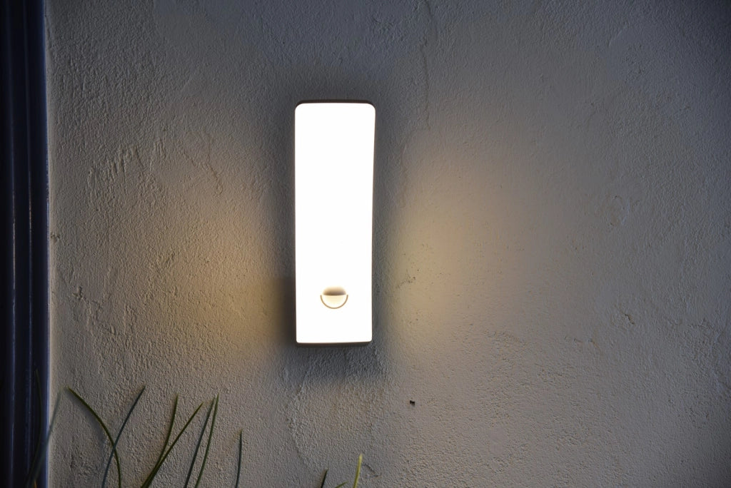 Applique esterna LED PIR KILO 11,5W grigio scuro Lutec