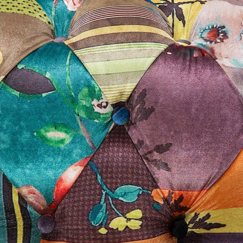 Poltrona Tessuto Multicolore Braccioli a voluta con inserti Giallo Patchwork Eclettico