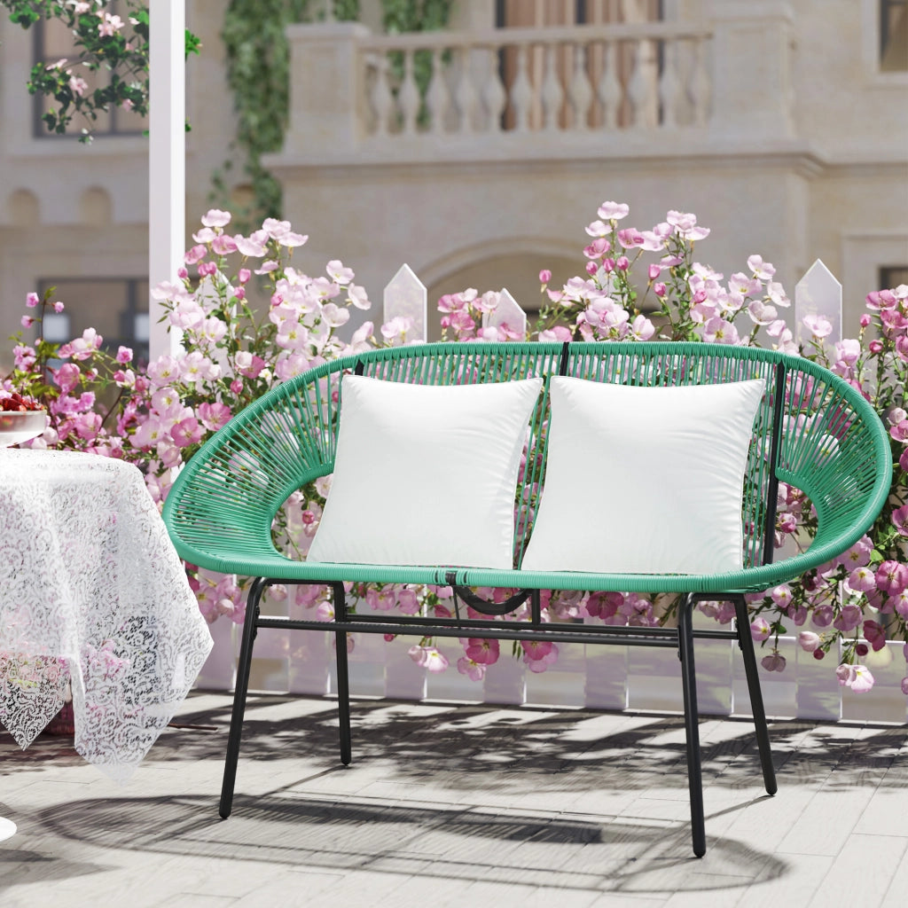 Divano da Giardino 2 Posti 132x72x83 cm con Cuscini e Braccioli in Rattan PE e Acciaio Verde