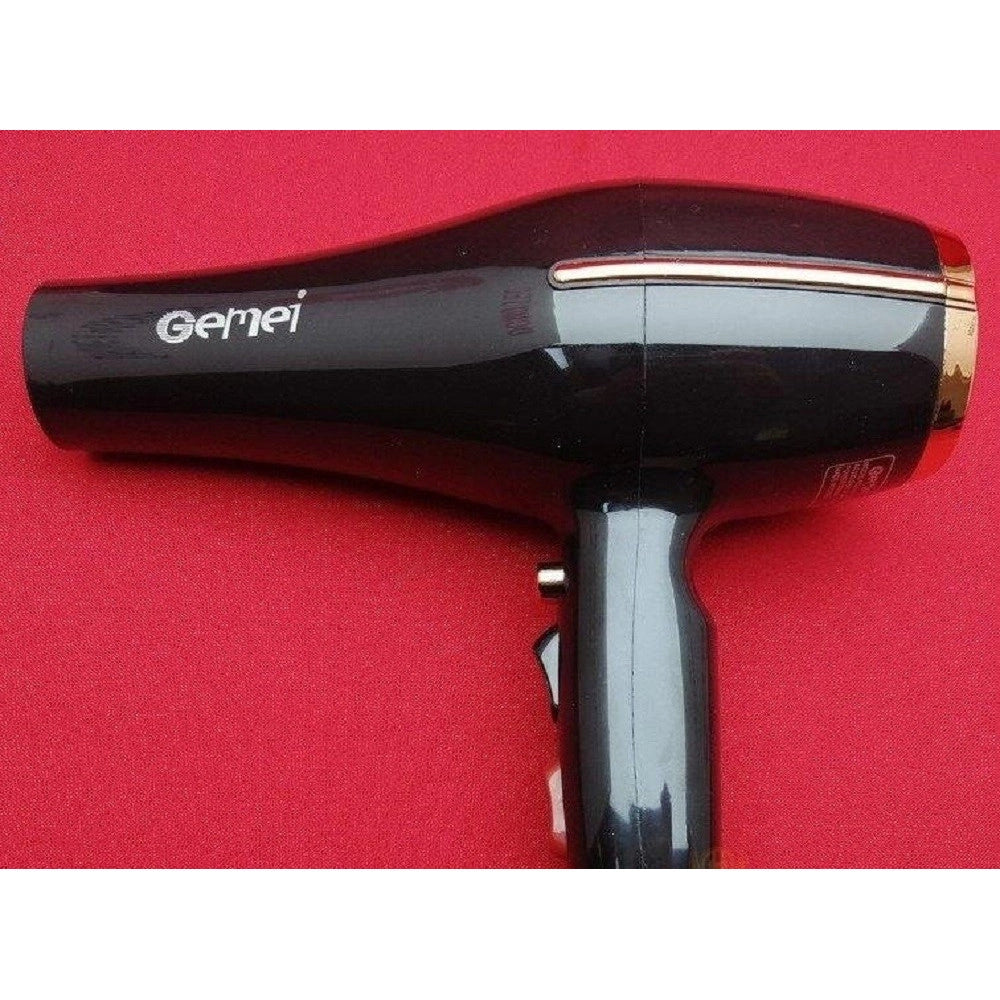 Trade Shop - Asciugacapelli Phon Professionale Gm-1780 3000w Con Emissione Ioni Beccucci -