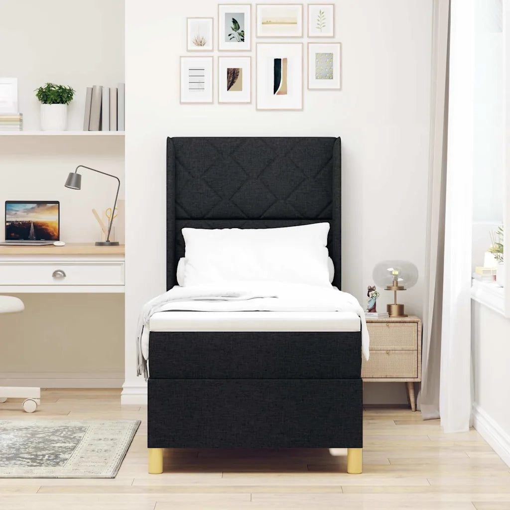 Letto a molle con materasso Nero 140 x 200 cm Tessuto