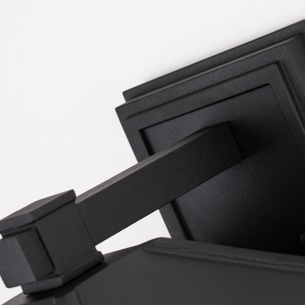 Applique esterna nera IP44 E27 60W Cedar Point Quoizel