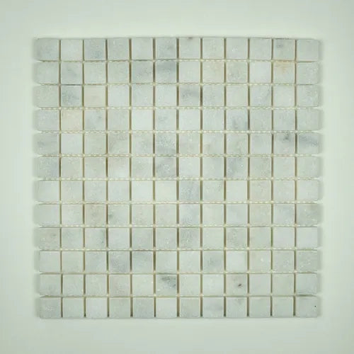 Mosaico in Marmo Bianco Invecchiato. 2,3x2,3x1CM