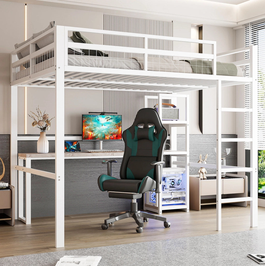 Letto a soppalco 140x200 cm con scrivania, ripiani e prese USB Type-C