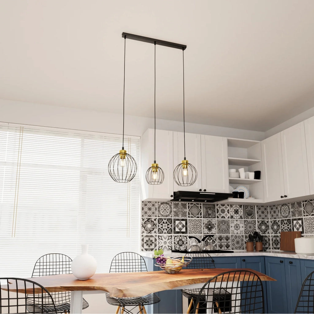 Sospensione Minimal Industrial Hathor 3 Luci Lineari Nera E Oro