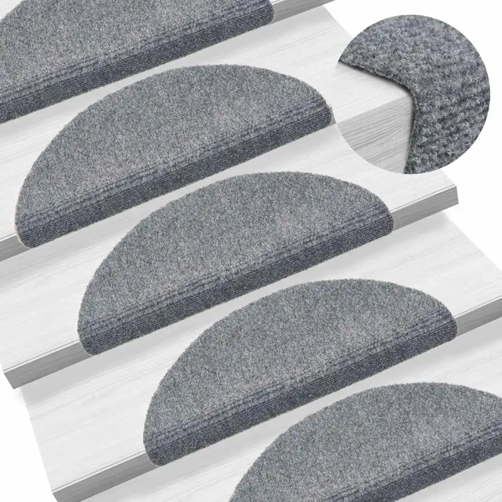 Tappetini per scale autoadesivi 30 pz 56x17x3 cm Grigio chiaro semicircolari 3365682