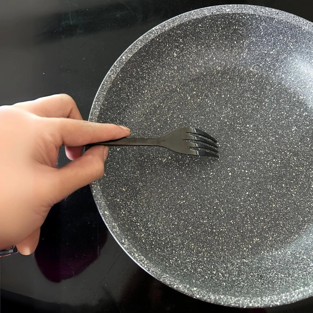 Padella antiaderente ad induzione Cuore di pietra 30 cm Accademia Mugnano