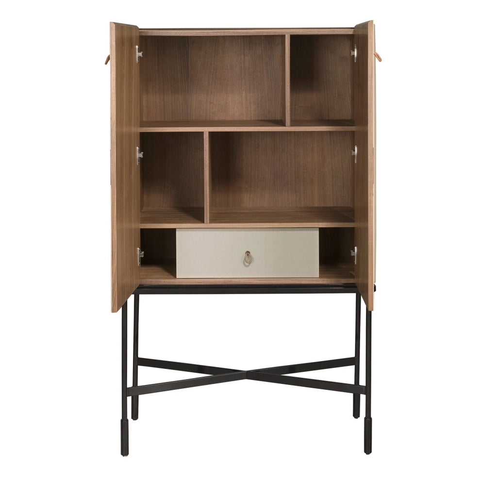 Credenza alta in similpelle, noce e acciaio nero