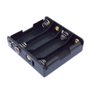 Portapile per 4 stilo (aa) con presa polarizzata in linea
