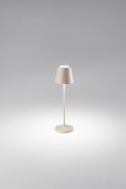 Lampada da Tavolo a LED 2W 3000K Ricaricabile IP54 Serie 8124 Colore Sabbia, Design Moderno in Metallo Dimmerabile Touch - Perenz