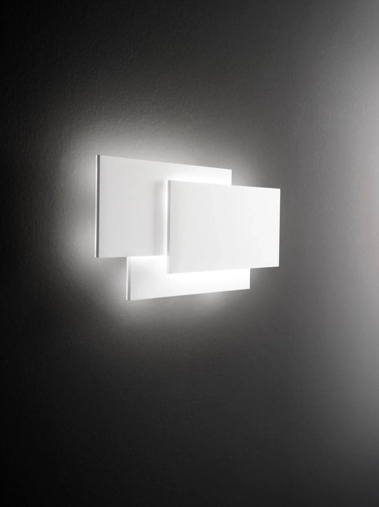 Applique in alluminio verniciato bianco Dip LED 36W 3000K CRI?80 220-240V 50/60Hz 2880Lm