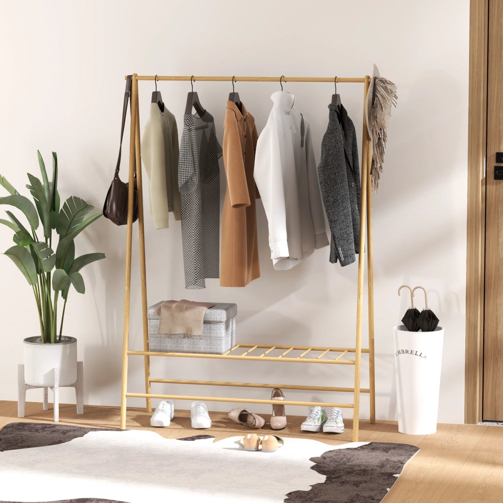 Appendiabiti con scaffale per scarpe ¨C Minimal ¨C in legno naturale