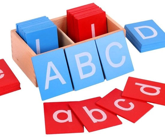 Carte Educativa in Legno di Faggio di Alta Qualità - Tavolo per Bambini con Doppie Lettere - Carte di Riscia per Montessori - Giocattolo Pedagogico - Migliorare la Motoria Finissima - Preparazione alla Scrittura - Carte per l'Apprendimento della Scrittura