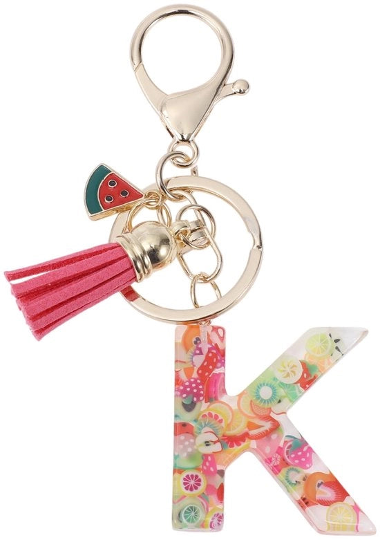 Sleutelhanger con lettera K - Fruitsleutelhanger - Sleutelhanger con pennello - Sleutelhanger per donne - Materiale per hars durevole - 9,3 cm lungo - Sleutelhanger con iniziali