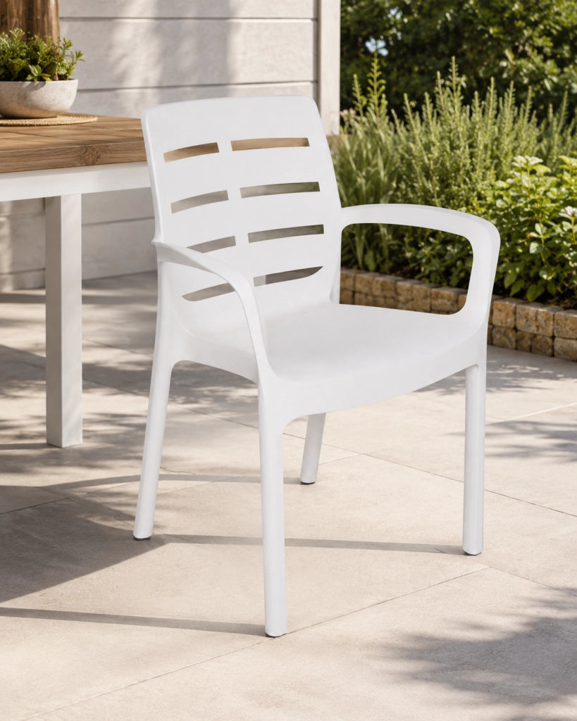 SEDIA IMPILABILE CON BRACCIOLI 'BORNEO' Col. Bianco - PRO GARDEN
