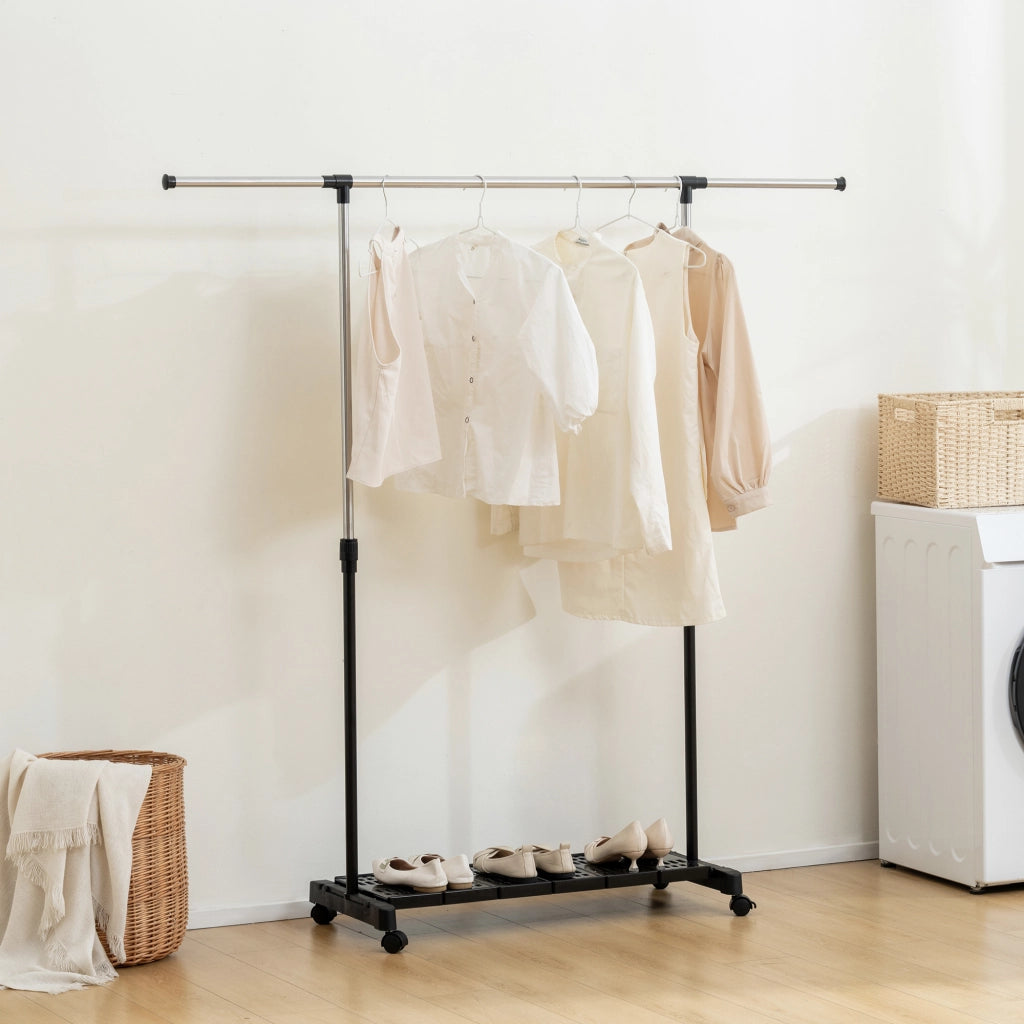 Scarpiera Mobile con Ruote e Ripiano ¨C Minimal ¨C 159x42x168 cm Nero e Argento