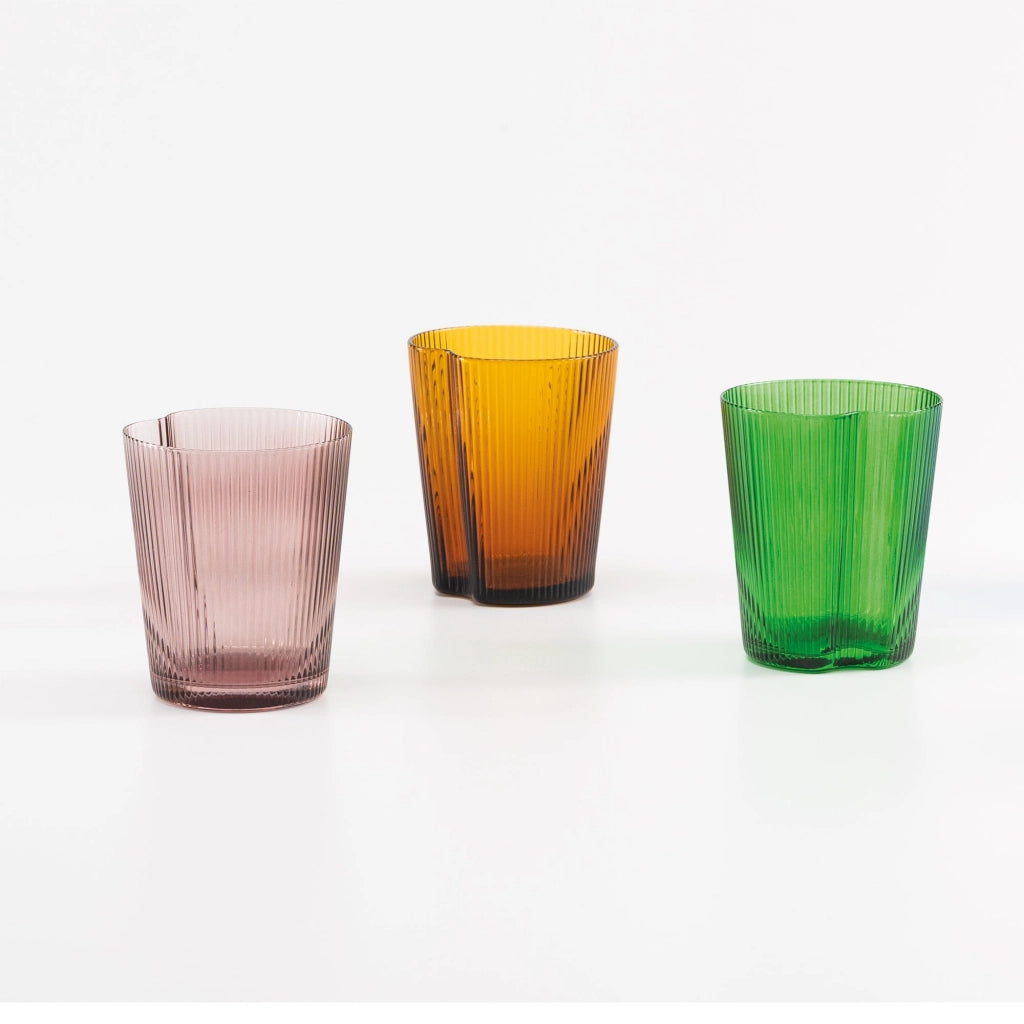 Set 6 Bicchieri Tumbler Handy in vetro soffiato colorato Verde Mela, design ergonomico impilabile con finitura a solchi verticali, uso quotidiano