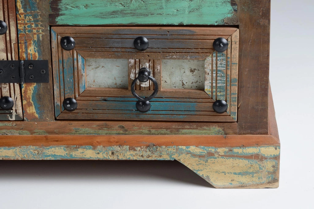 Credenza a 3 ante e 3 cassetti