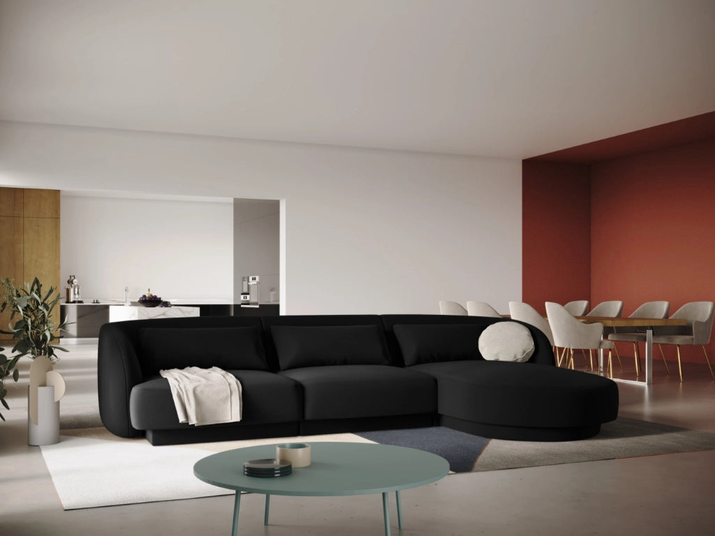 Cosmopolitan Design - Divano angolare destro "Tulum" 4 posti in velluto nero 