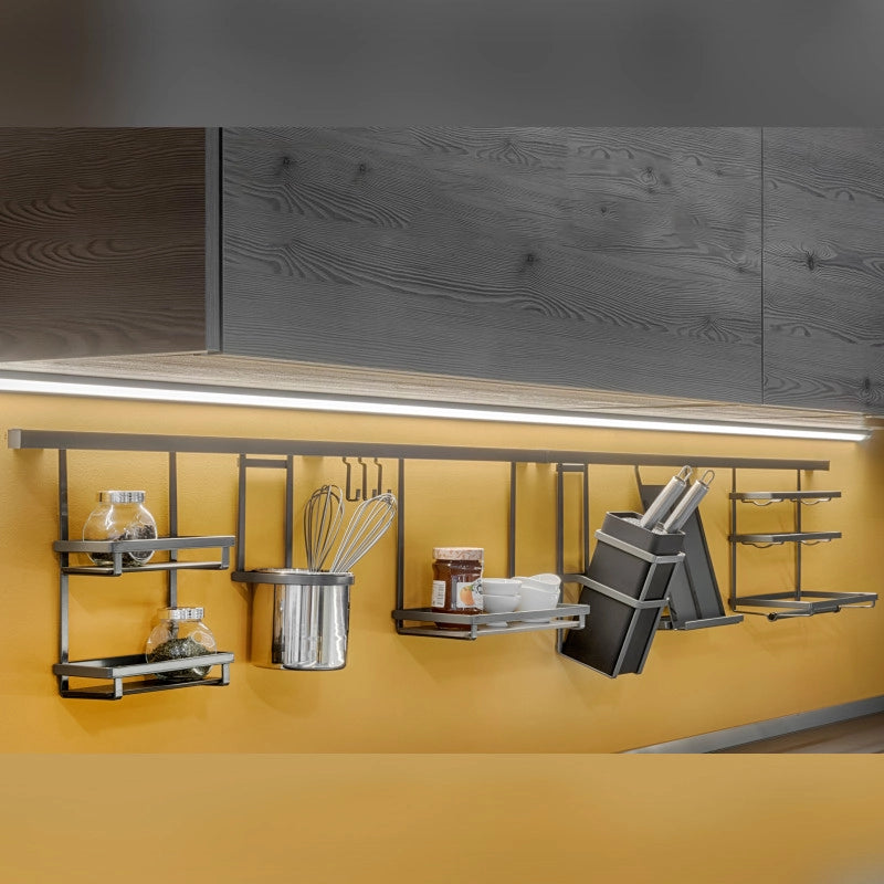 Lotto di 2 Zoccolo per cucina Plasline con accessori, altezza 150 mm, 2 barre lunghezza 2,35 m, Tecnoplastica, Anodizz..
