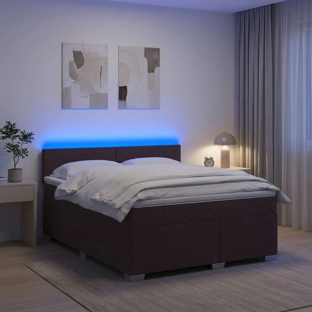 Letto con Box Spring, Materasso e LED Marrone Scuro Tessuto 3451983