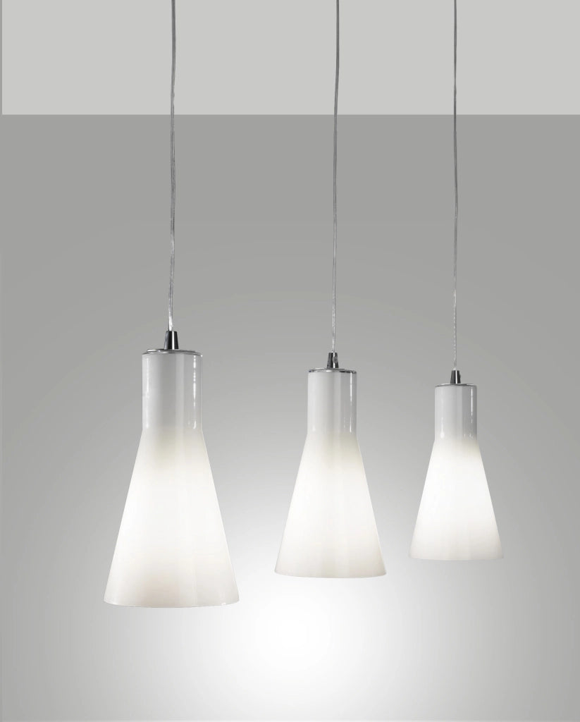 Lampada a sospensione Diana in metallo cromato e vetro soffiato, design elegante, 3 luci attacco E27, ideale per interni, 2753-47-138