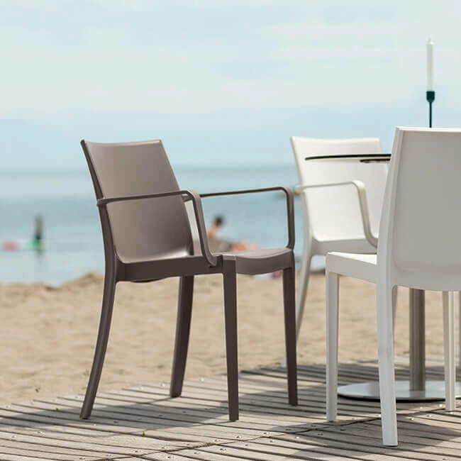 Poltrona da Esterno Impilabile in Polipropilene cm 55x58x82 - VICTORIA