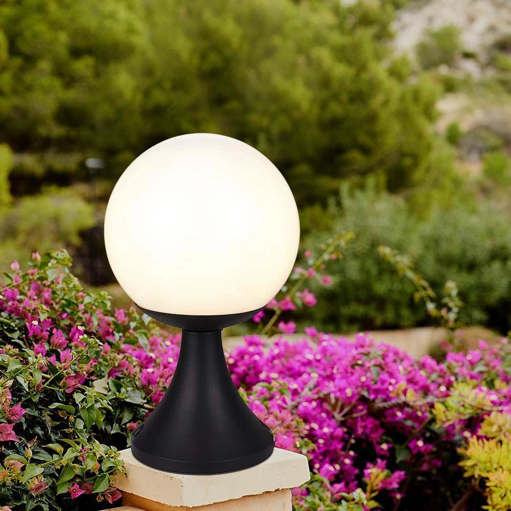 Lampada da esterno a piantana sfera bianca V-TAC E27