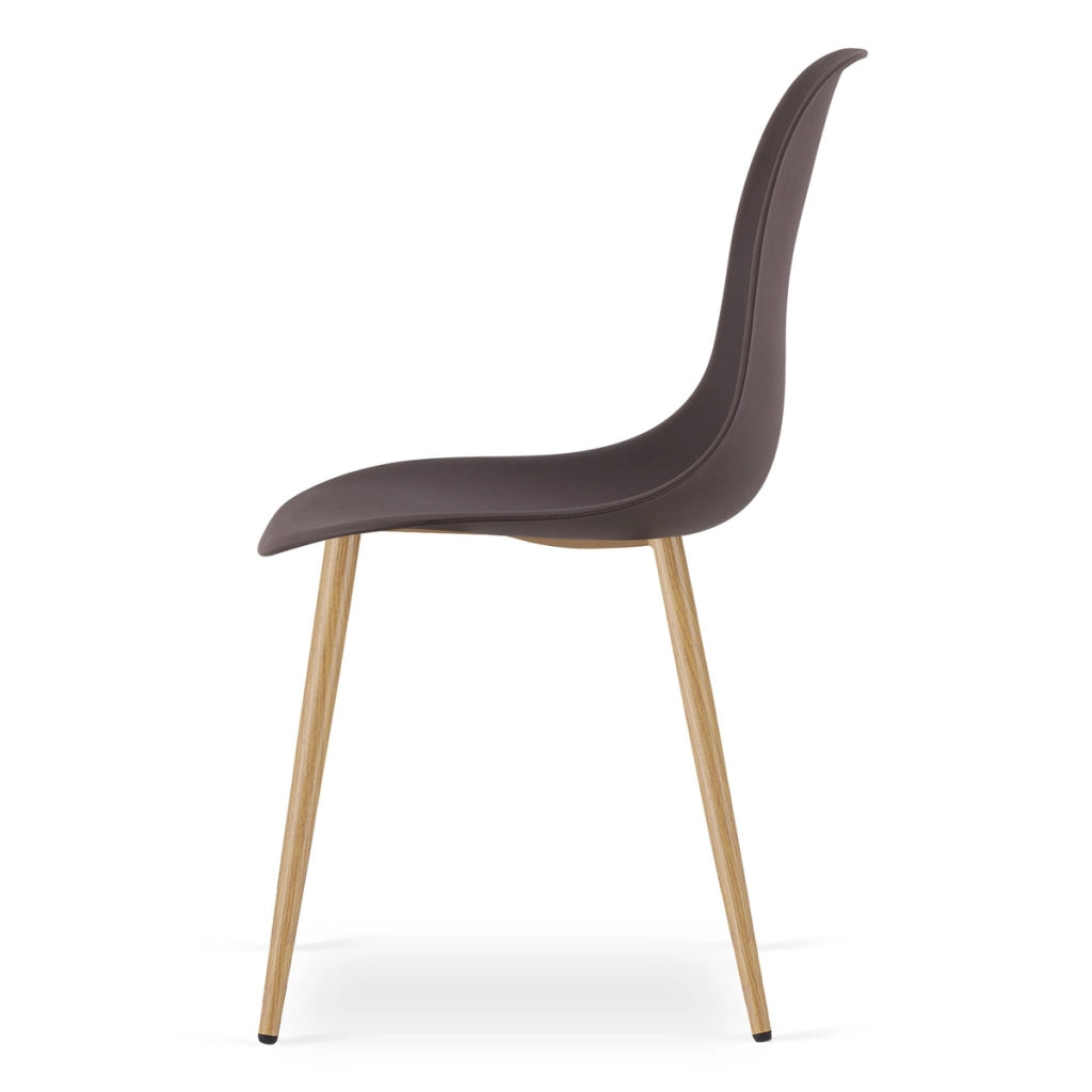 Sedia scandinava WAT in polipropilene color caffè