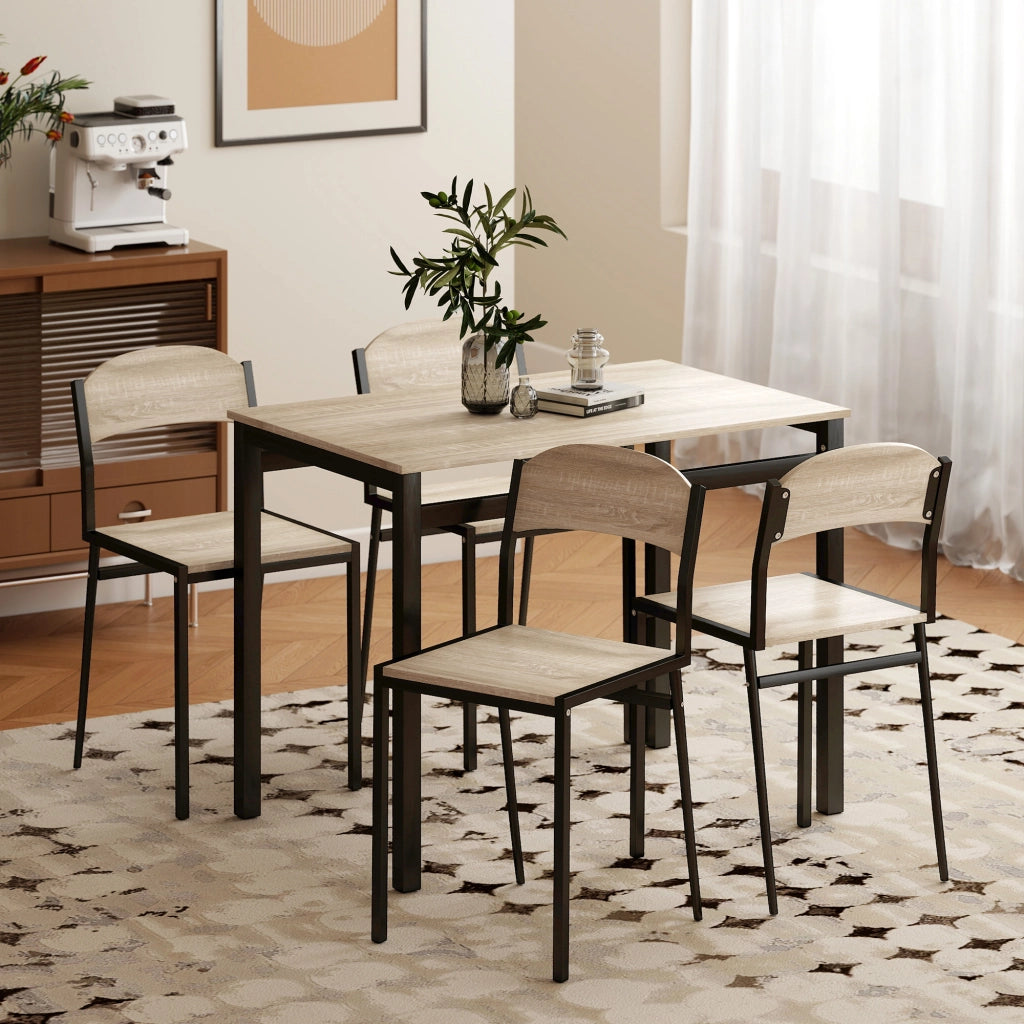 Tavolo da pranzo allungabile per 4 persone ¨C Minimal ¨C Robe e nero