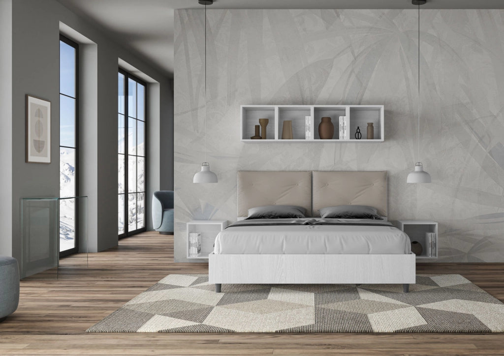 Letto Matrimoniale 160x200 cm con Rete Struttura Bianco Frassico con Cuscini in Similpelle Egos Appia Tortora