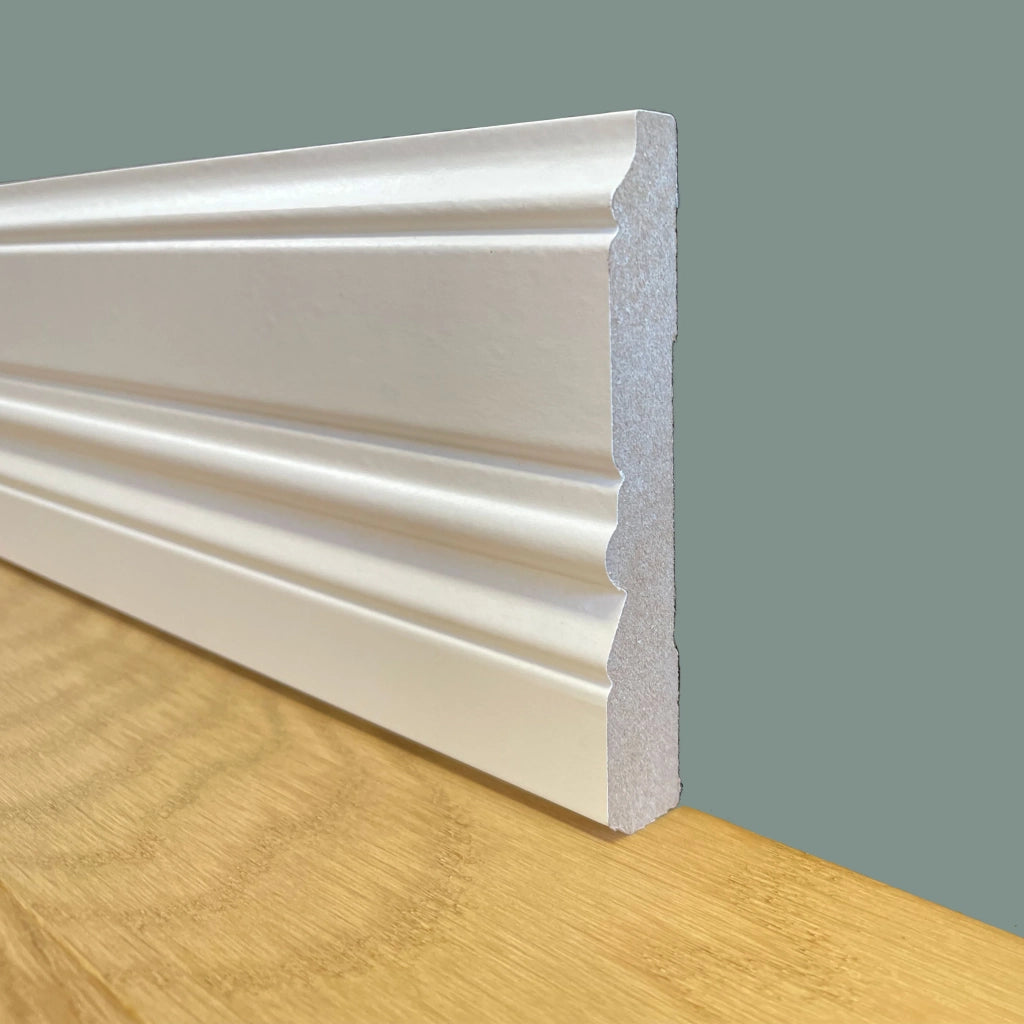 96ML di BATTISCOPA ZOCCOLINO COLONIALE in FIBRA DI LEGNO COMPATTA 112X18 BIANCO