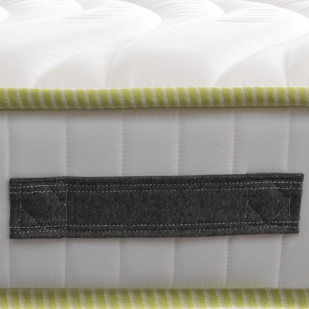 Materasso Alto 16 cm piazza e mezza 120x200 cm, con AirPur® monoblocco, water foam ortopedico in poliuretano, con tessuto anti acaro di alta qualità, DREAM AIR 