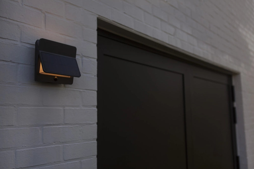Applique solare LED PIR ALETA Lutec grigio scuro