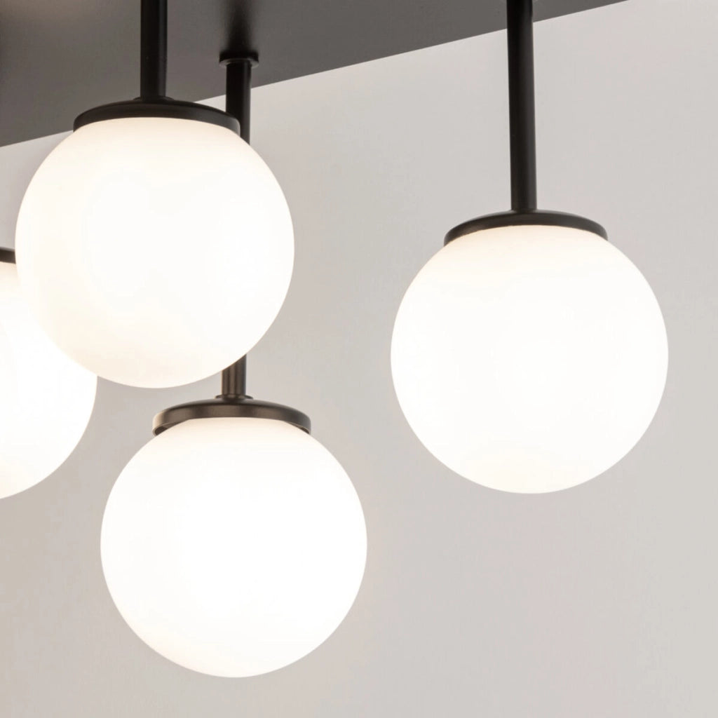 Plafoniera moderna Tulia 8 sfere vetro bianco Sigma