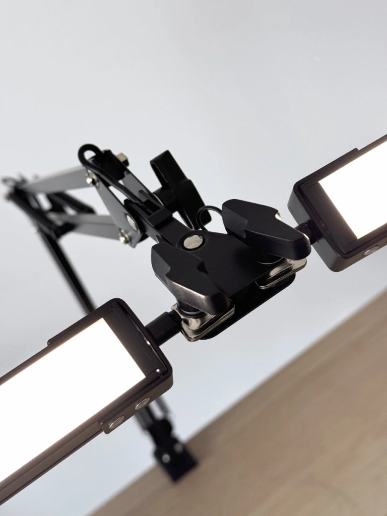 Lampada da scrivania LED doppia 28W dimmer CCT Kobi