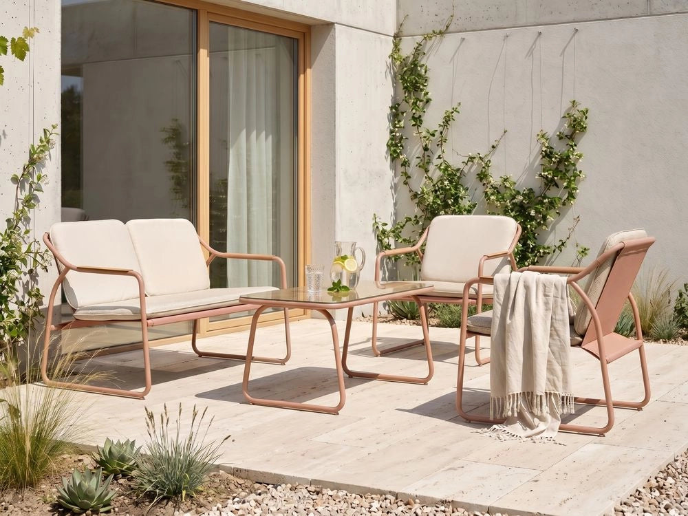 Set da giardino con divano a 4 posti, struttura in acciaio beige, cuscini in olefina e tavolino in vetro temperato: set da per esterni