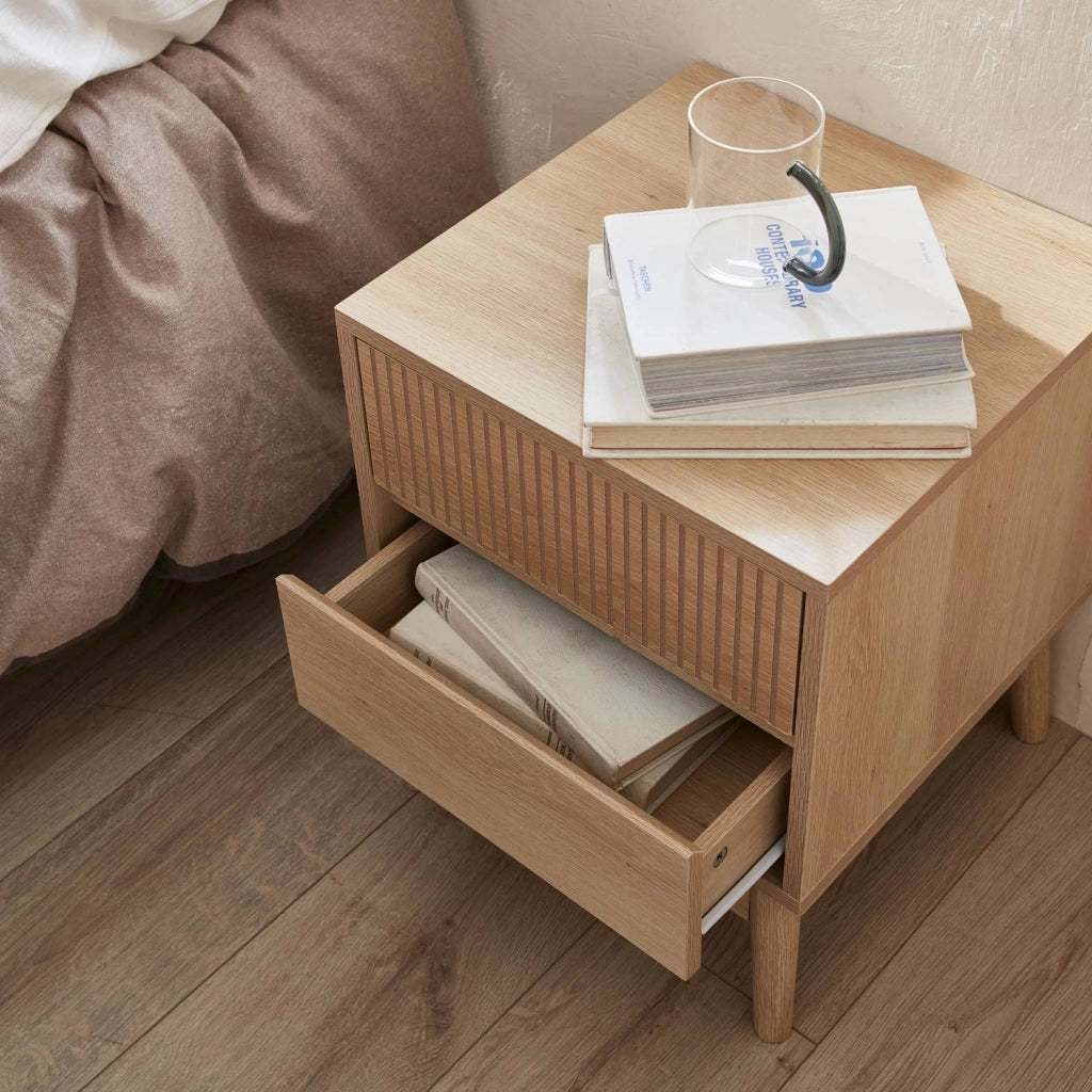 Set 2 comodini con 2 cassetti, marrone naturale